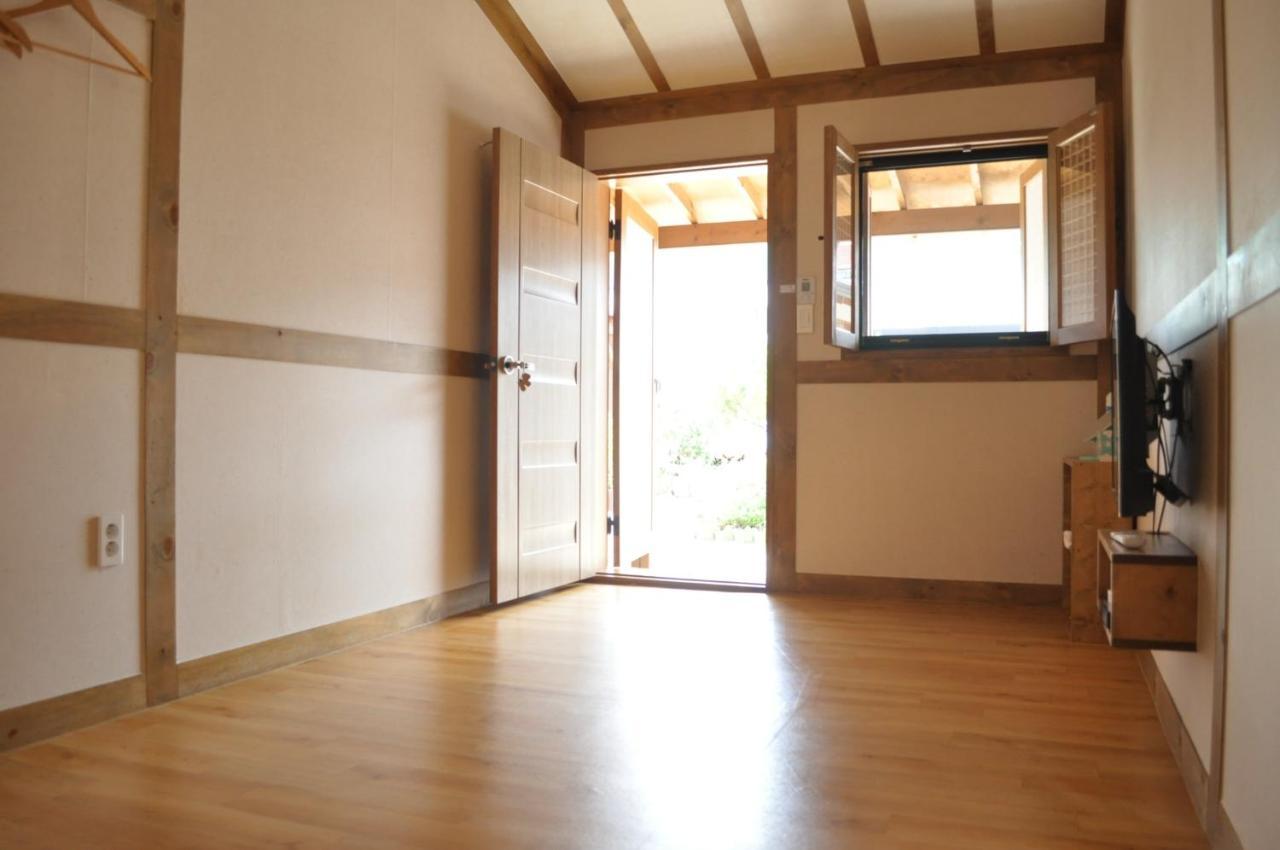 Jeonju Tosarang Guesthouse Ngoại thất bức ảnh
