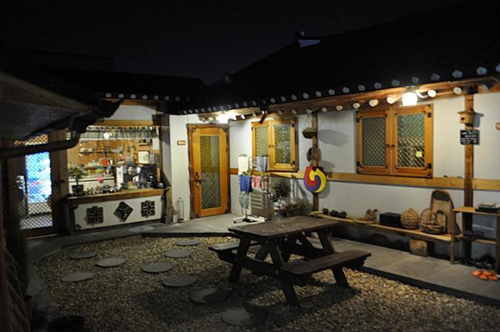 Jeonju Tosarang Guesthouse Ngoại thất bức ảnh