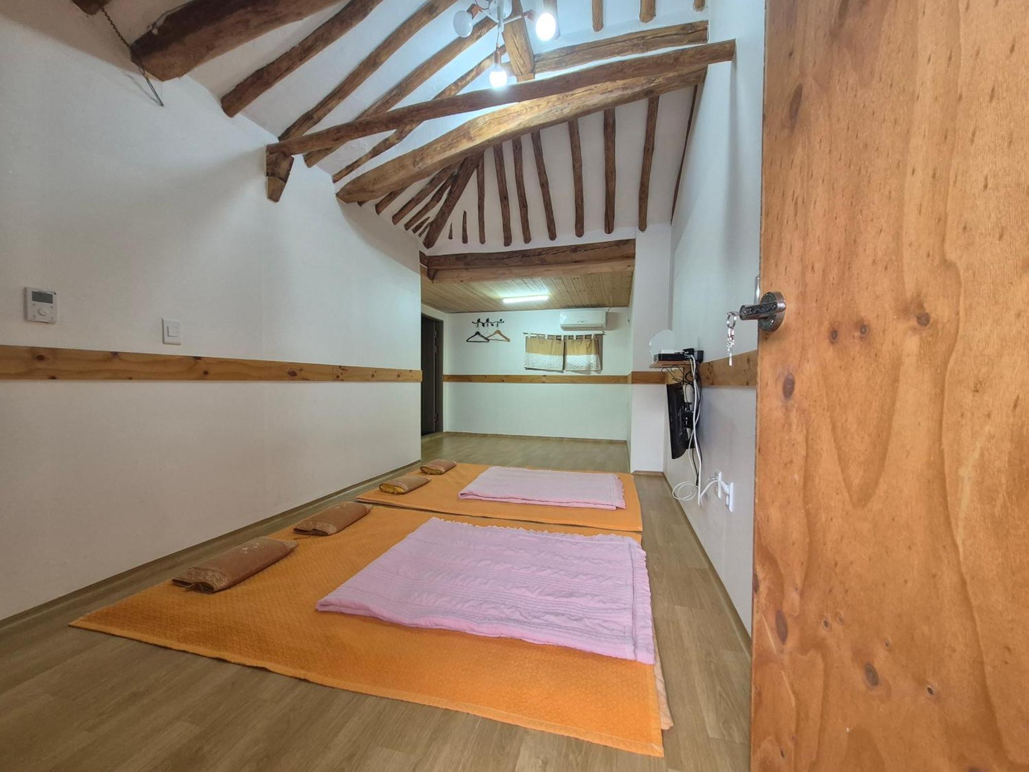 Jeonju Tosarang Guesthouse Ngoại thất bức ảnh