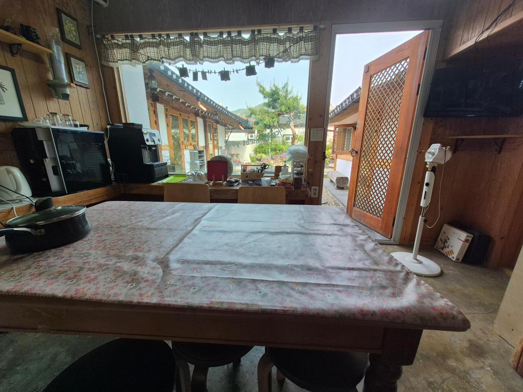 Jeonju Tosarang Guesthouse Ngoại thất bức ảnh